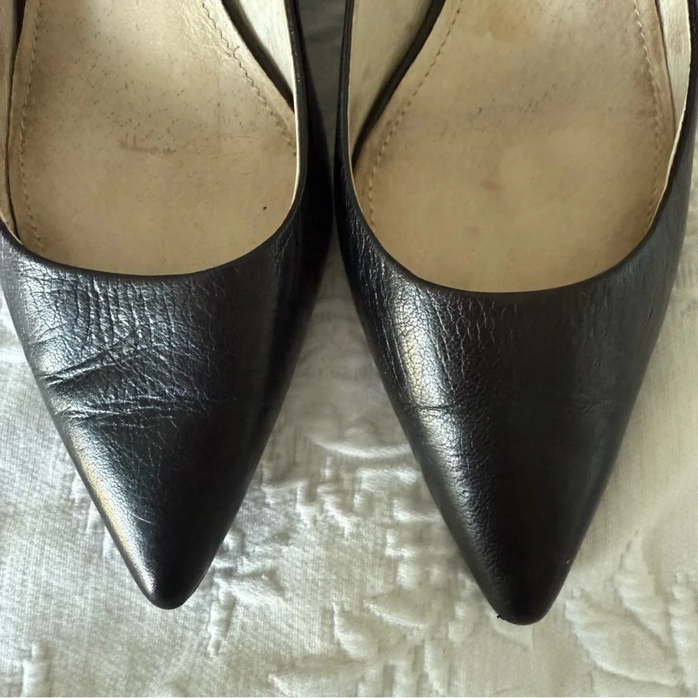 Michael KORS Black Leather Kitten Heel Pumps Size 6